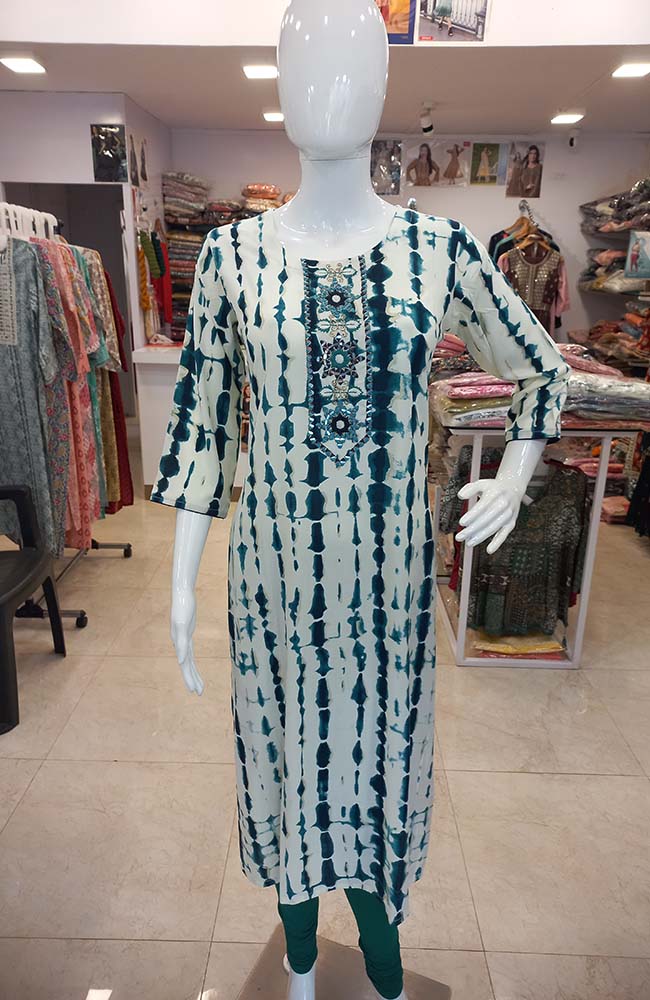Straight Cut kurti, Heavy Rayon, Digital Print, floral print Embroidery, Hand Work, Ethnic Wear, latest, designs, Casual Wear, Trending, Jaipuri, Off White, Green